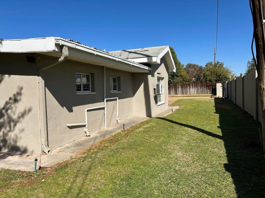 3 Bedroom Property for Sale in Upington Rural Northern Cape